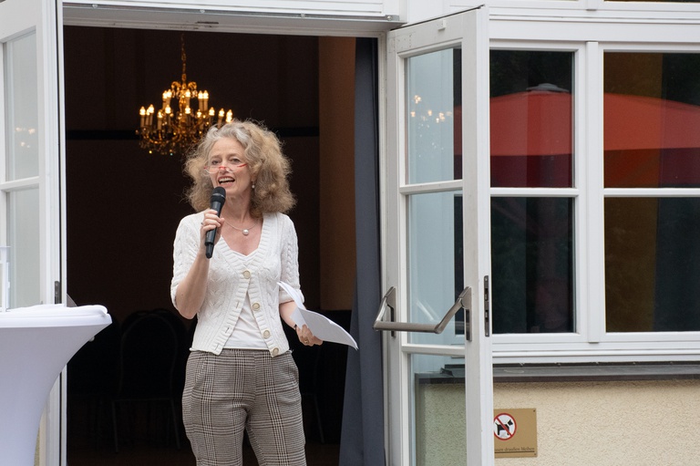 002 Alumni Homecoming Präsidentin