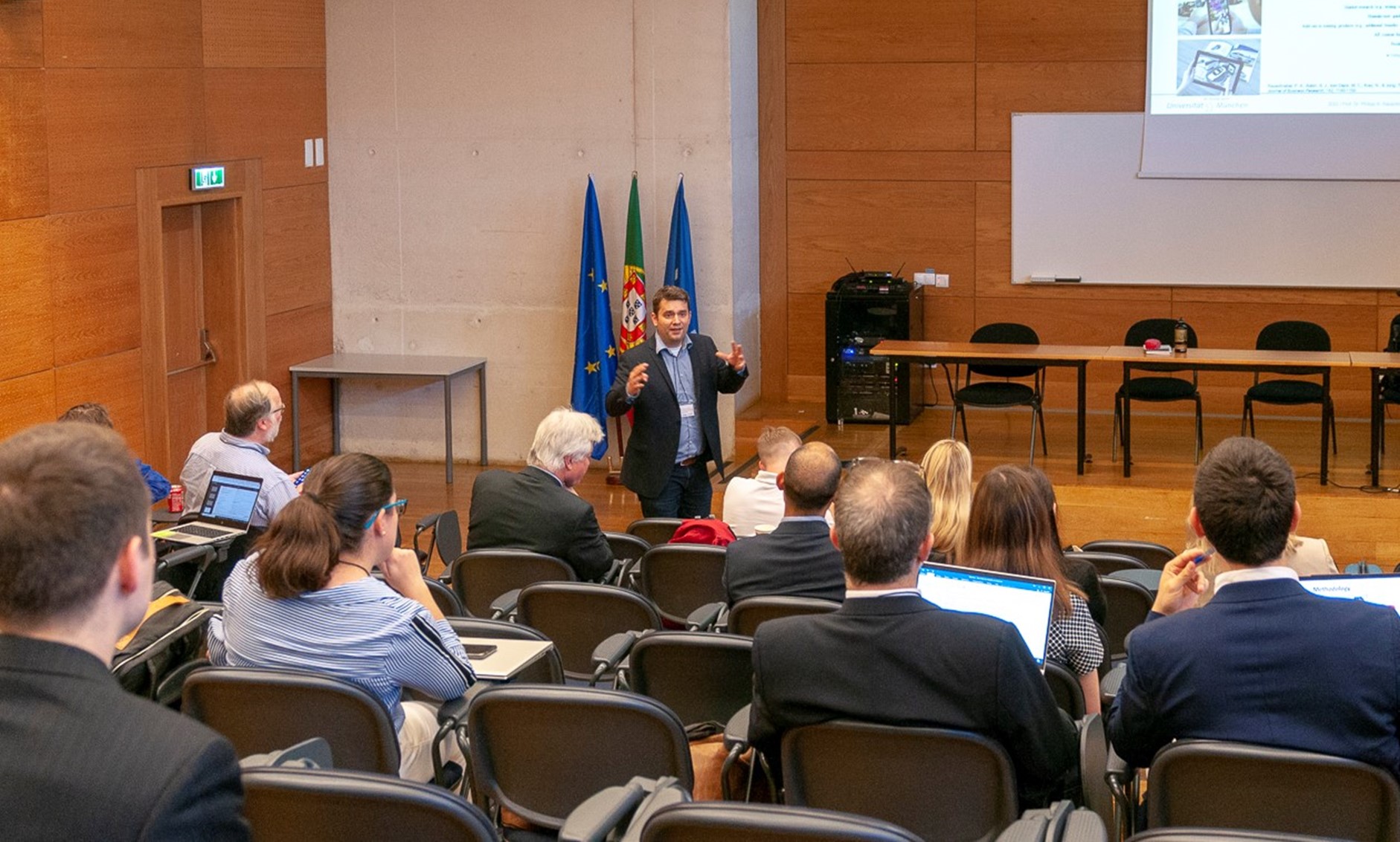 7th International XR Conference - Rauschnabel.jpg