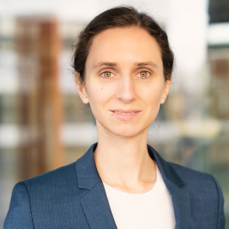 Hier finden Sie die Kurzvita von Prof. Dr. phil. habil. Julia Reif.