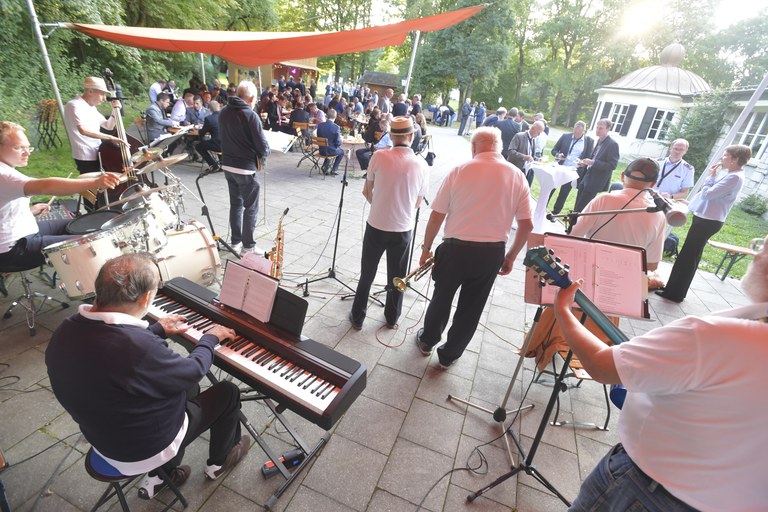 49 Old Perlach Roof Stompers.JPG