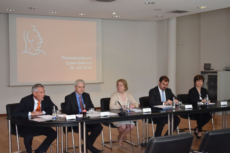 Forschungszentrum CODE soll größtes deutsches Cyber-Forschungszentrum werden