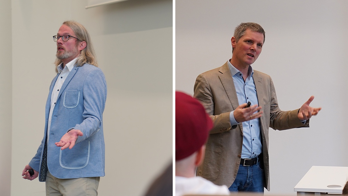 Prof. Dr. Jens Weber (DHBW, links im Bild) und Prof. Dr. Achim Schmidtmann (HSBI)