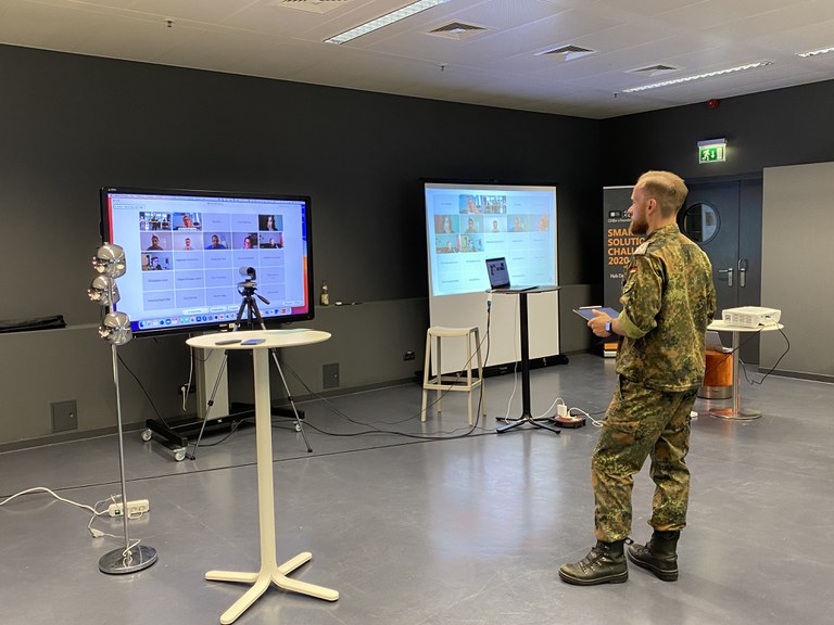 founders@night -5.jpg