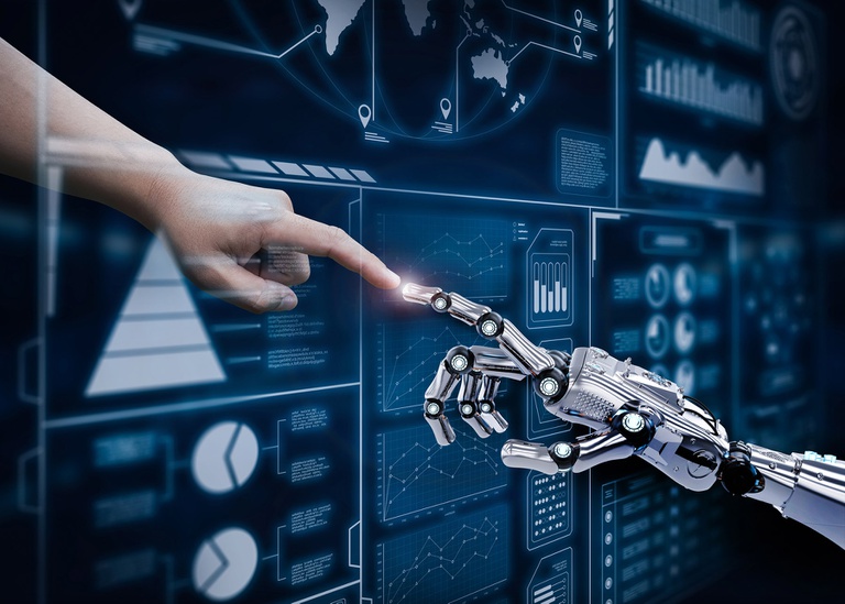 Co-Learn: Training through digital touch in hybrid contexts