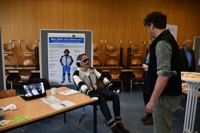 Alterssimulationsanzug