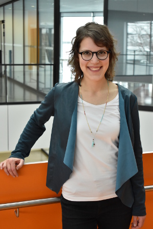 Eva_Hochformat (3)_Favorit_komprimiert.JPG