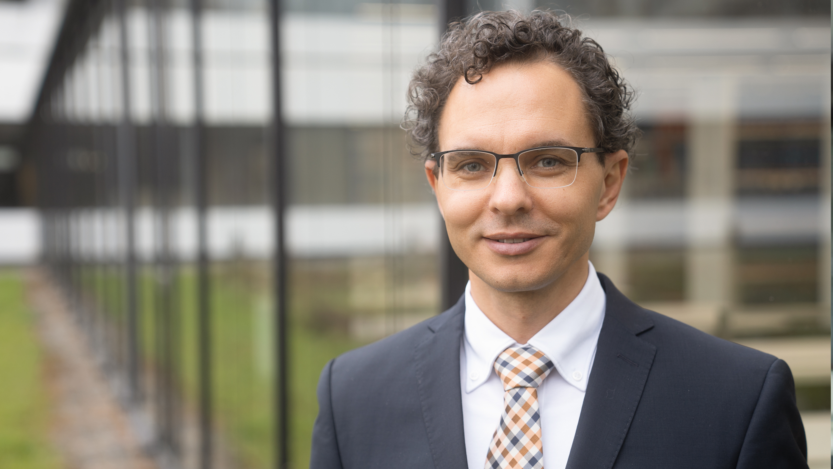 Prof. Dr.-Ing. Florian Engstler