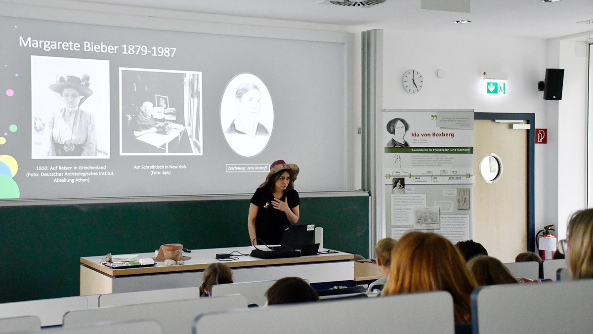 Kinderuni an der UniBw M: Archäologie – früher und heute!