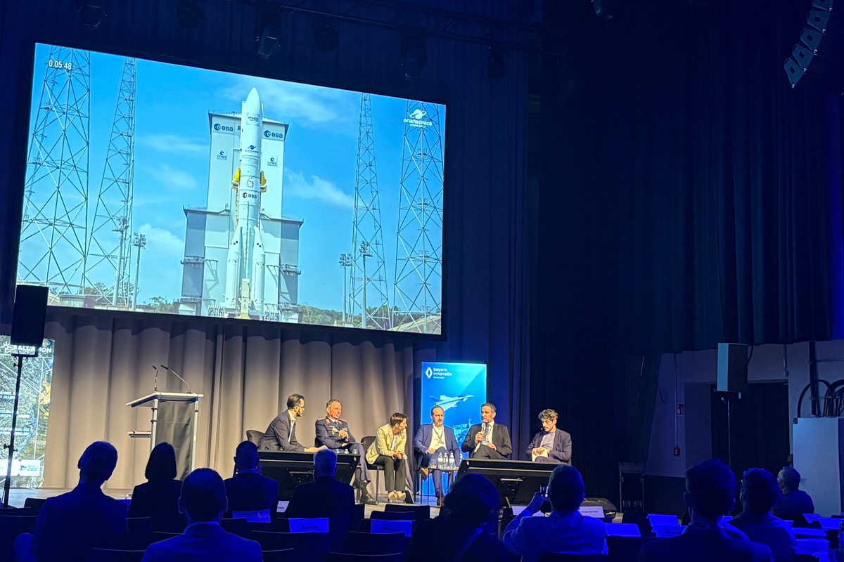 Podiumsdiskussion während des Starts der Ariane 6
