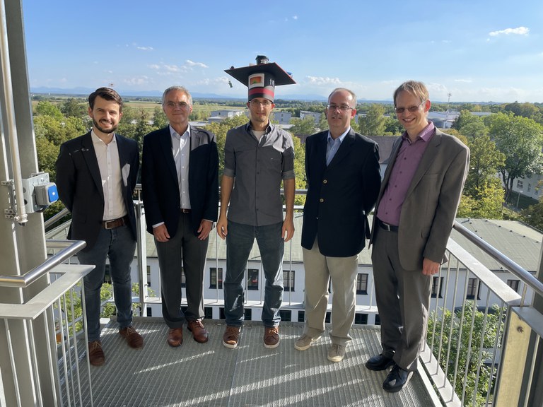 Successful PhD defense of Volker Kempf with highest grade