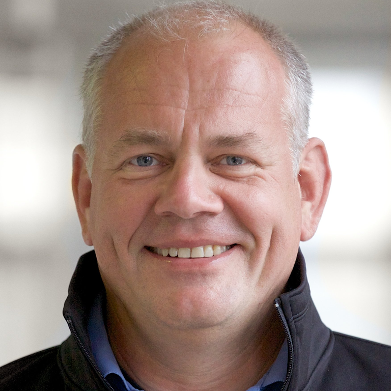 Sie sind auf der Seite der Professur für "Flugmechanik & Flugführung" gelandet. Gerne würden wir Ihnen unsere vielfältigen Aktivitäten in Forschung und Lehre vorstellen. Informieren Sie sich über unsere spannenden Projekte und unsere beeindruckende Laborausstattung. Lernen Sie unser inspiriertes Team kennen ... und wie Sie ein Teil davon werden können.  Alles Wissenswerte finden Sie über das obige Auswahlmenü.  Eine informative Reise wünscht Ihnen Univ.-Prof. Dr.-Ing. Axel Schulte.