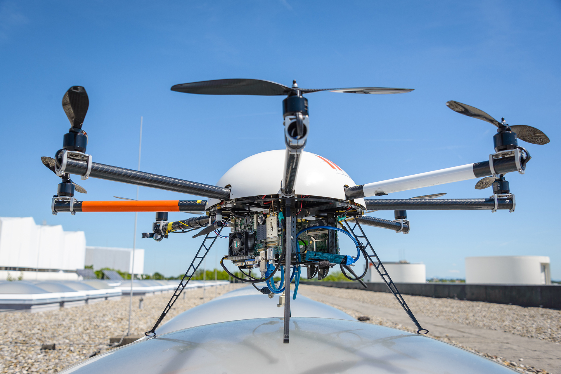 Oktokopter Institut für Flugsysteme