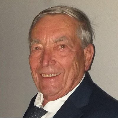 Honorarprofessor Dr. rer. nat. Jürgen Knobloch
