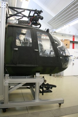 bo105-cockpit_kl.jpg