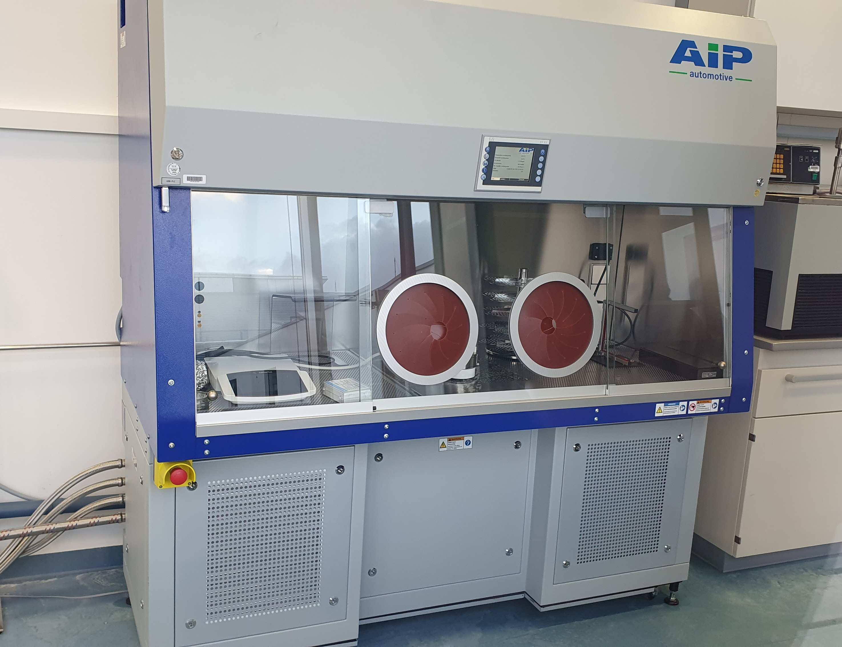 Klimatisierte Partikelwägekammer (Fa. AiP)