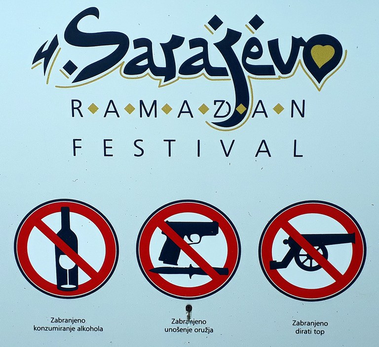 Ramadan Festival Ankündigung mit Humor