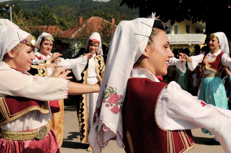 Traditioneller Bosnischer Tanz