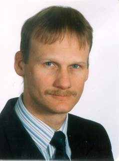 Gebäude 33, Zimmer 3418  Telefon: +49 (0) 89 6004 2076 e-mail: christian.mundt@unibw.de