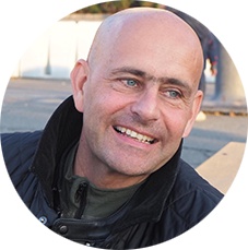 Dr. Bernhard Chiari